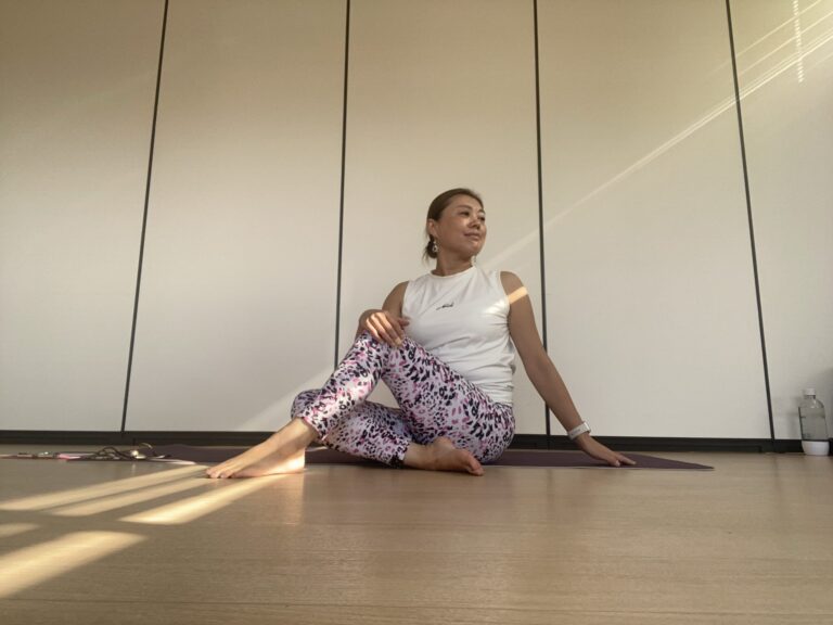 「Mayu Yoga.インストラクター育成」について